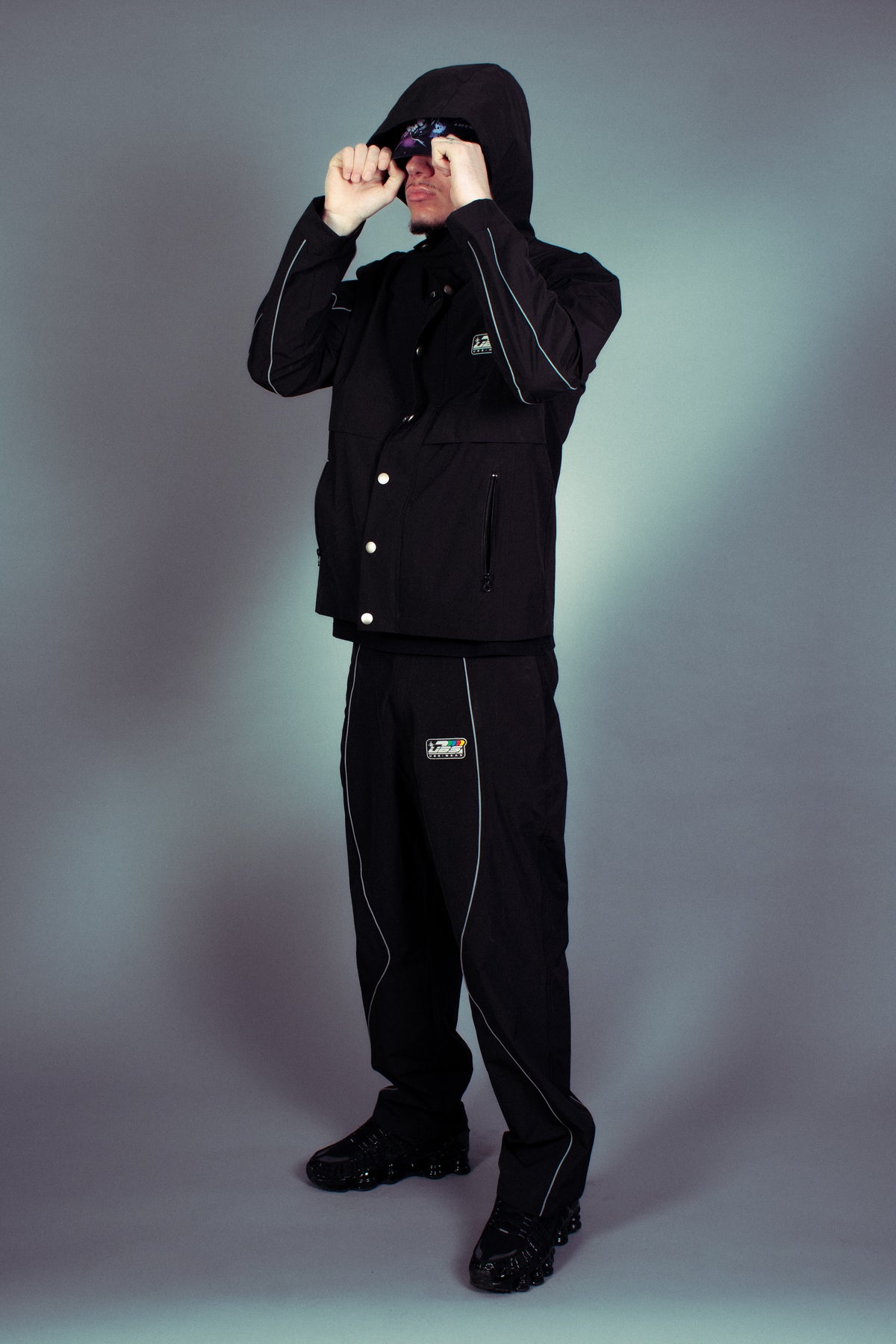 UBS MOTION TRACKSUIT – BLACK EDITION