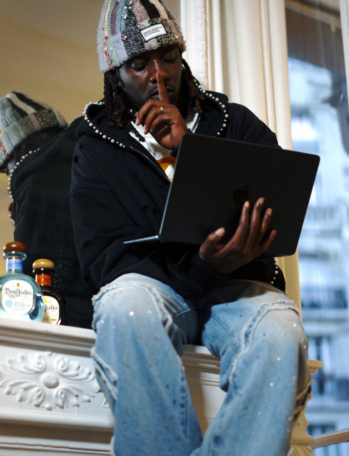 Black hoodie pearls