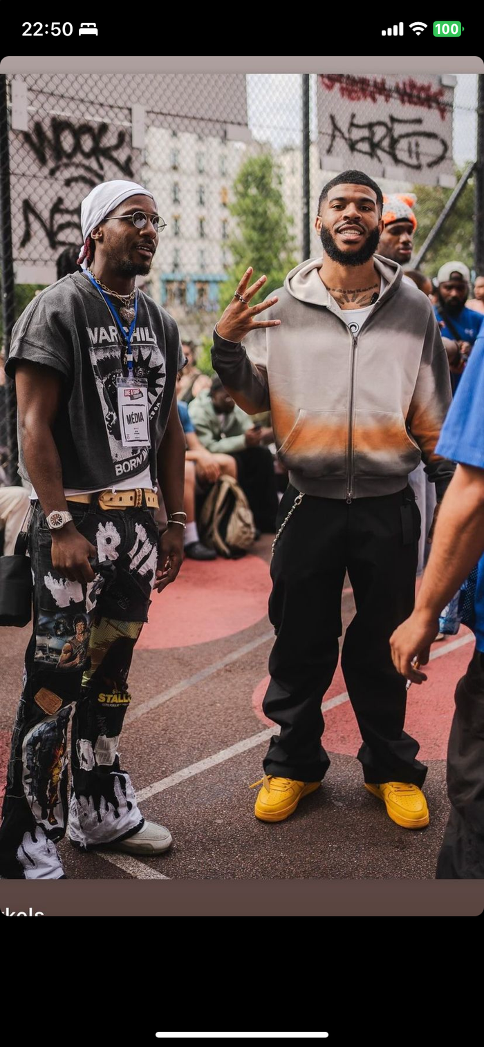 WAR CHILD HOODIE